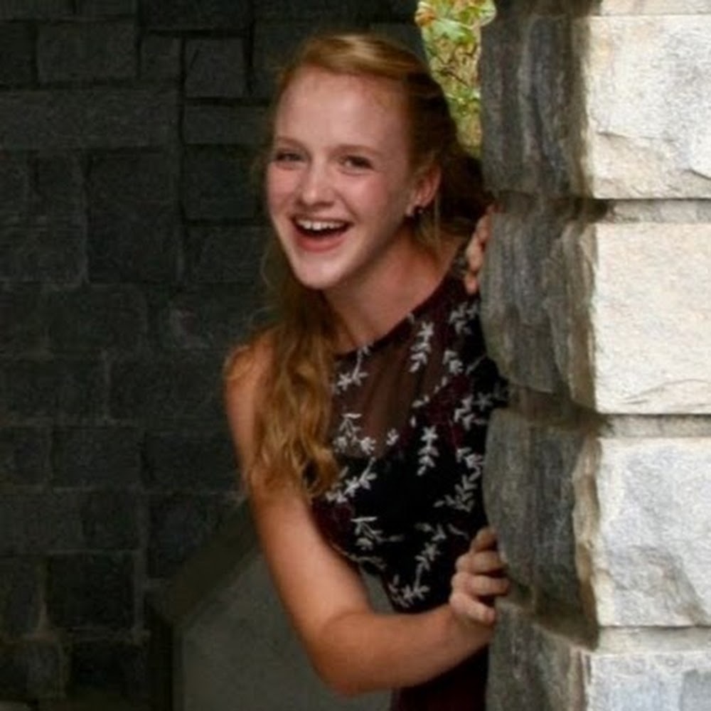 Meet your Posher, Mikayla